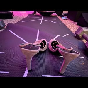 New shoes but no tag on it